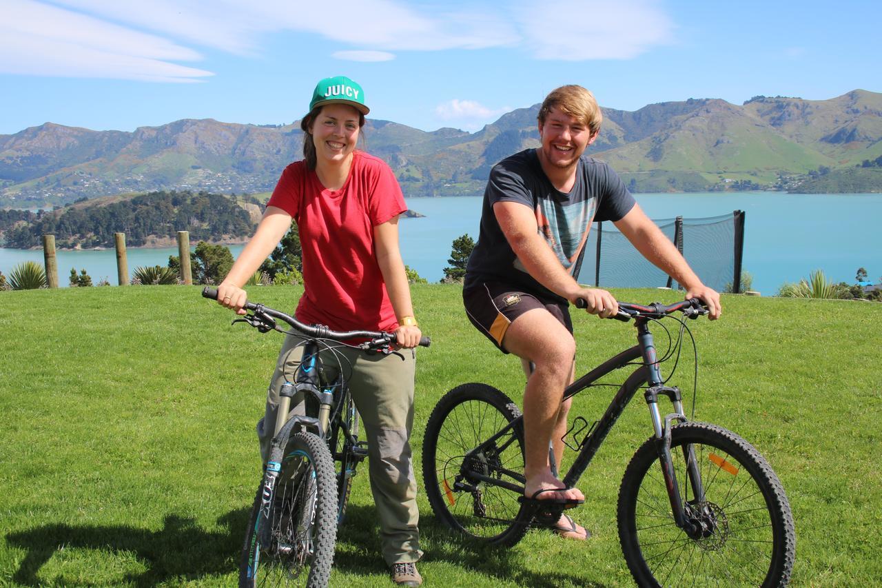 Church Bay Cabin: Sunny, Great Views Apartman Lyttelton Kültér fotó